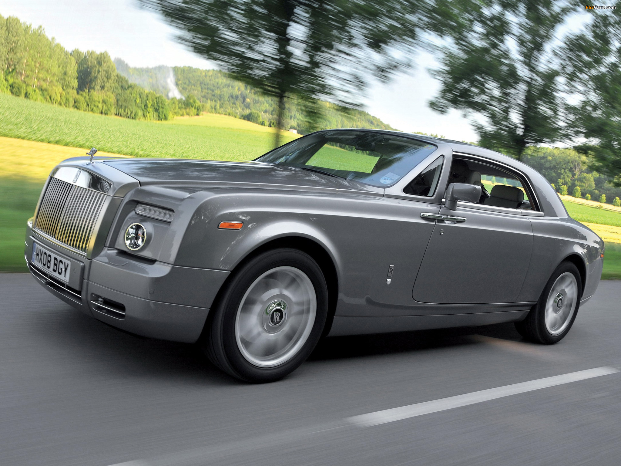Роллс купе. Rolls Royce Phantom Coupe. Роллс Ройс Фаэтон купэ. Rolls Royce Phantom купе. Роллс Ройс Фантом купе 2010.