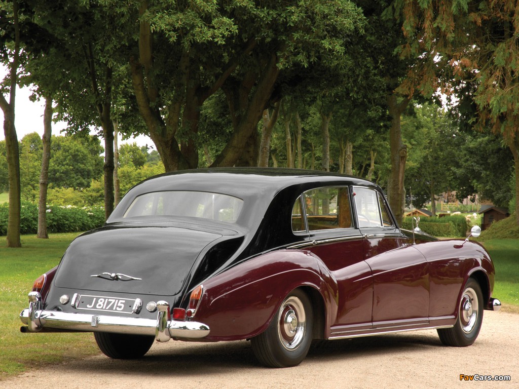 Images of Rolls-Royce Silver Cloud LWB Saloon by James Young (III) 1962–65 (1024 x 768)
