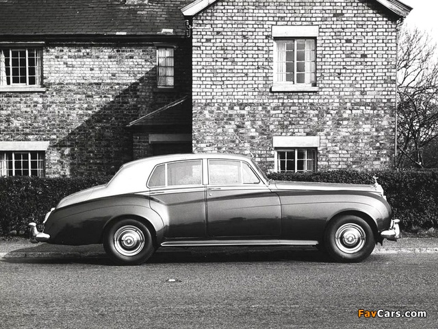 Photos of Rolls-Royce Silver Cloud (I) 1955–59 (640 x 480)