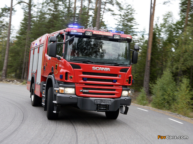 Photos of Scania P380 4x4 Crew Cab Fire Engine 2005–10 (640 x 480)