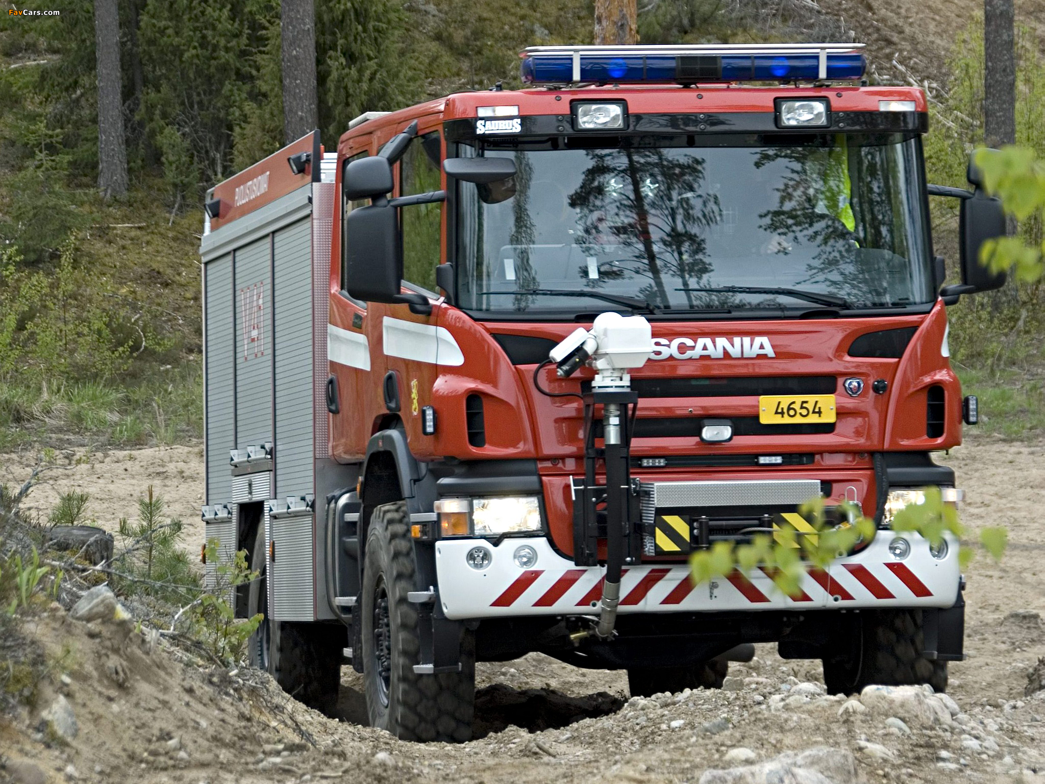 Pictures of Scania P380 4x4 Crew Cab Fire Engine 2005–10 (2048 x 1536)