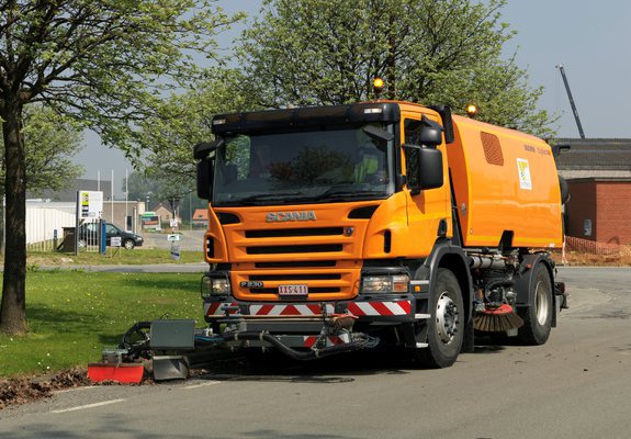 Scania P230 Road Service 2004–10 pictures