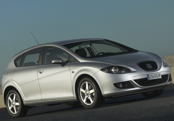 Seat Leon 2005–09 wallpapers
