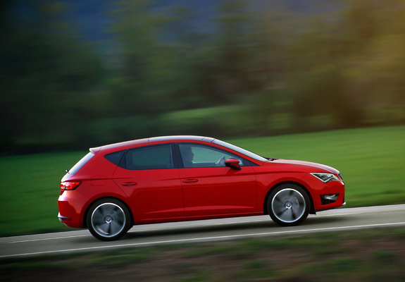Seat Leon FR 2012 wallpapers
