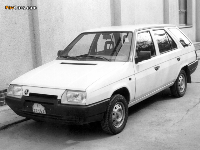 Images of Škoda Forman (Type 785) 1990–95 (640 x 480)