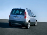 Photos of Škoda Roomster Scout 2007–10