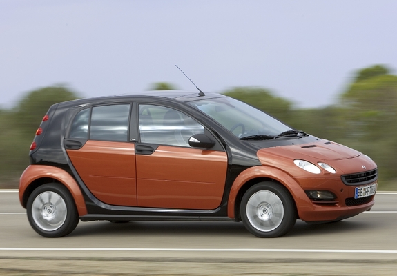 Smart ForFour 2004–06 pictures