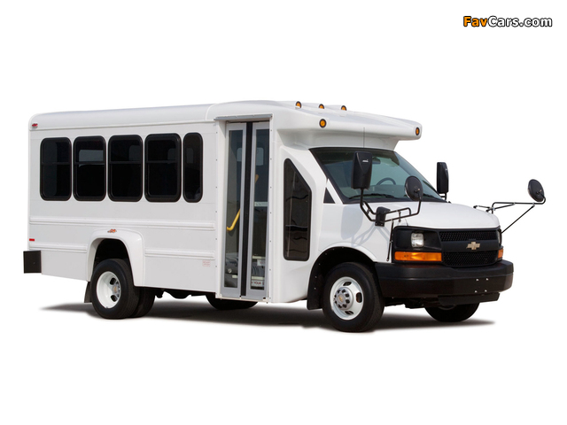 Pictures of StarTrans MFSAB-NB based on Chevrolet Express 2009 (640 x 480)