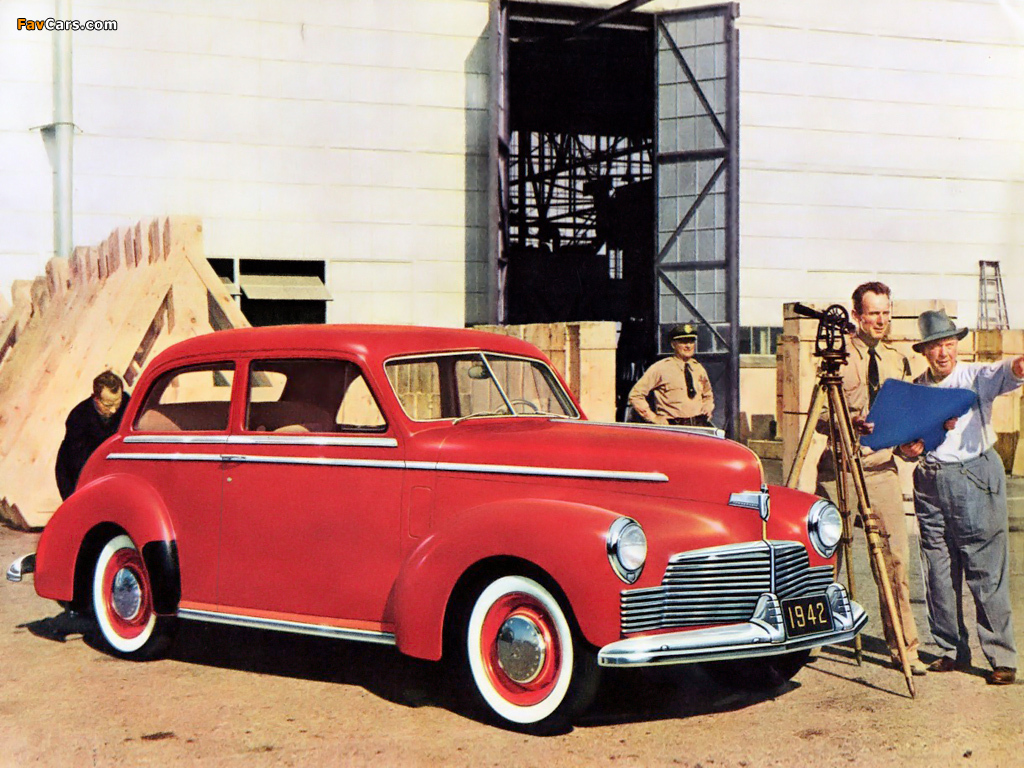 Images of Studebaker Champion Deluxstyle Club Sedan 1942 (1024 x 768)