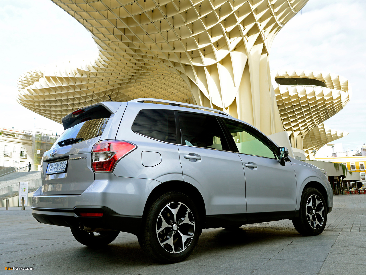 Images of Subaru Forester 2.0X 2012 (1280 x 960)