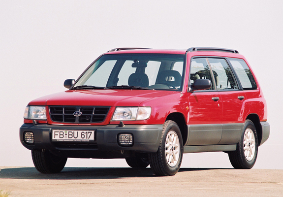 Subaru Forester 1997–2000 images