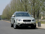 Pictures of Subaru Outback 3.0R 2003–06