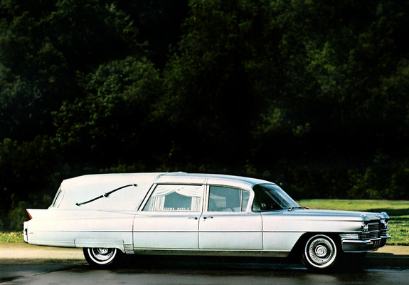 Pictures of Cadillac Funeral Car by Superior (6890) 1963