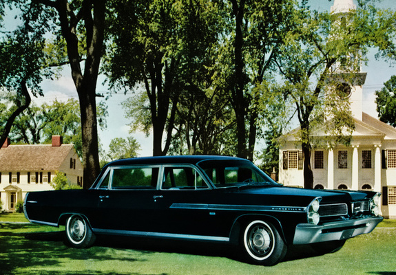 Pontiac Bonneville Limousine by Superior 1963 photos