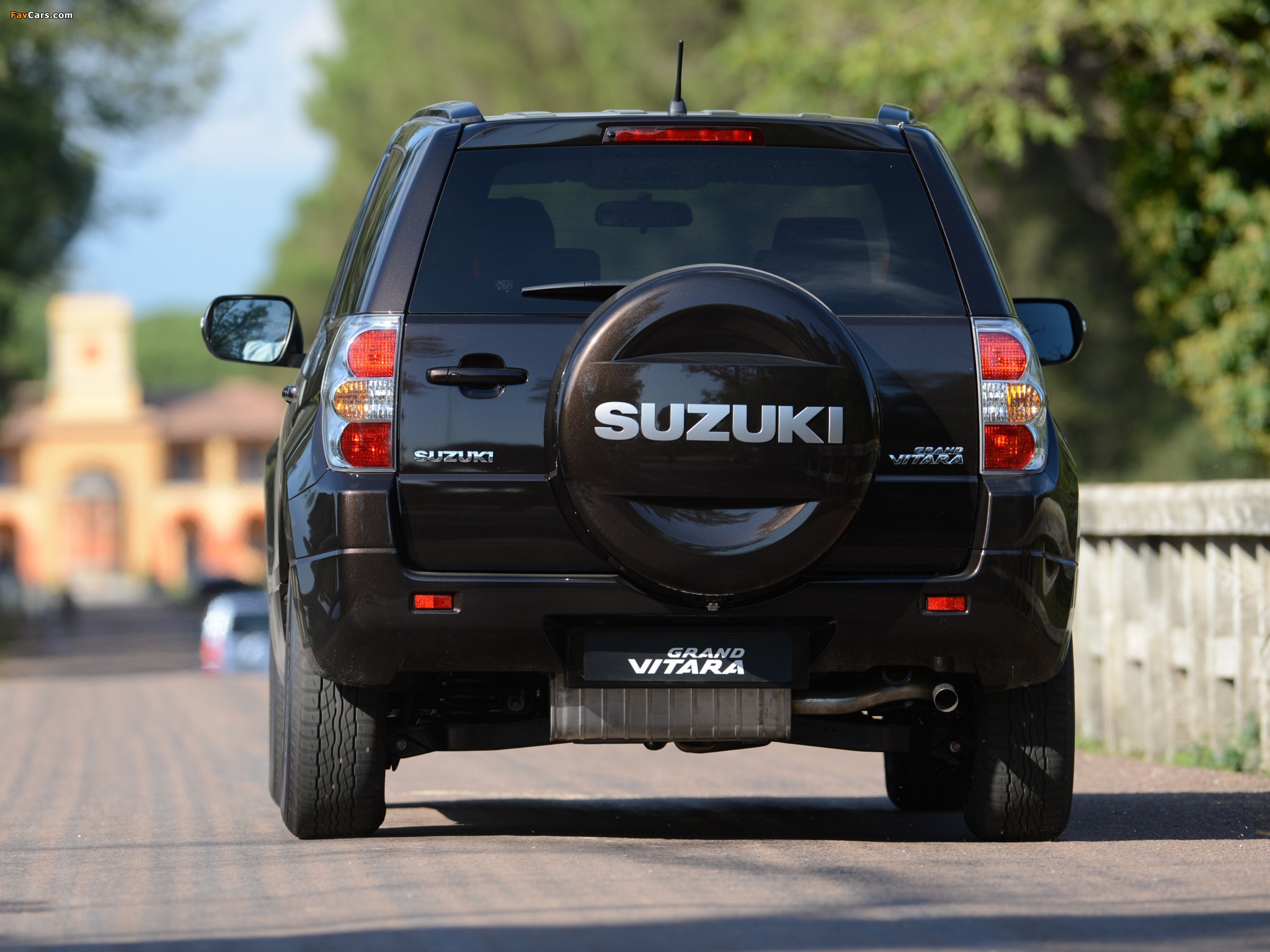 Pictures of Suzuki Grand Vitara 3-door 2012 (2048 x 1536)