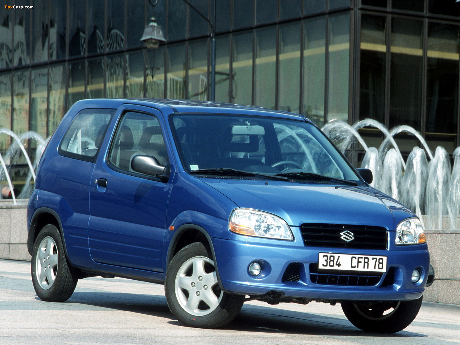 Images of Suzuki Ignis 3-door (HT51S) 2000–03 (1600 x 1200)