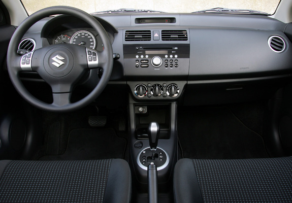 Suzuki Swift 3-door 2004–10 wallpapers