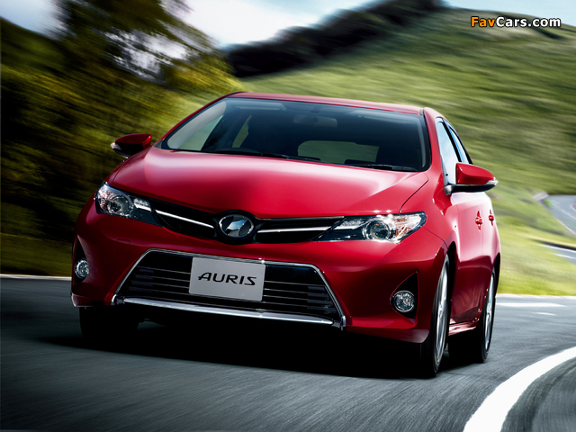 Pictures of Toyota Auris RS S Package JP-spec 2012 (640 x 480)