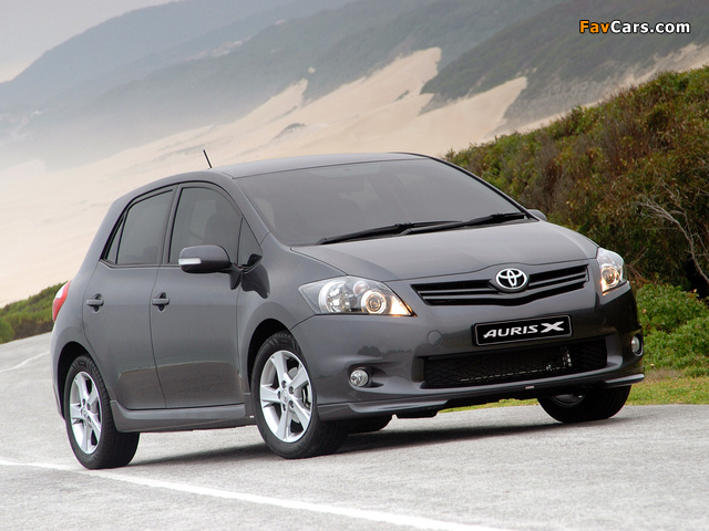 Toyota Auris Sport X ZA-spec 2010 images (640 x 480)