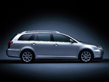Images of Toyota Avensis Wagon 2003–06