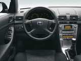 Photos of Toyota Avensis Wagon 2006–08