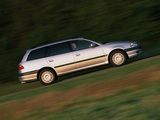 Toyota Avensis Wagon 2000–02 images
