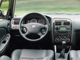 Toyota Avensis Wagon 2000–02 wallpapers