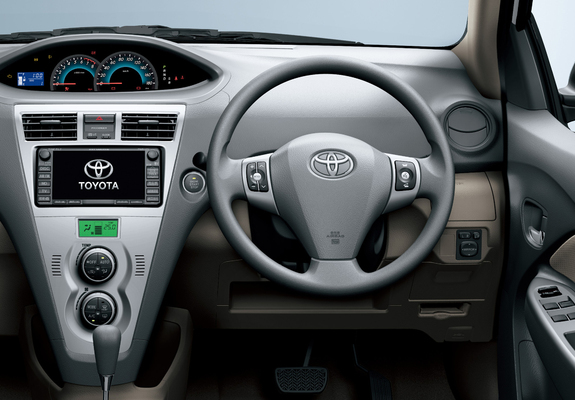 Toyota Belta 2008–09 images