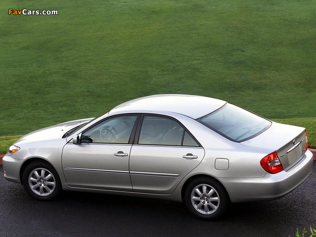 Images of Toyota Camry US-spec (ACV30) 2001–04 (640 x 480)