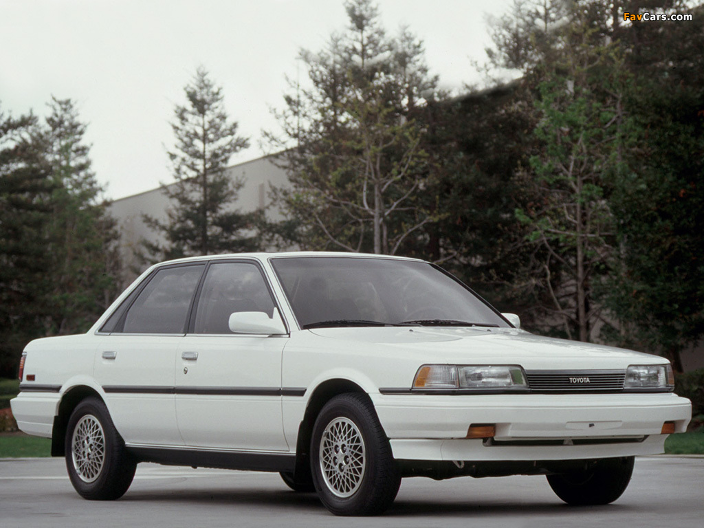 Photos of Toyota Camry Sedan LE US-spec (V20) 1990–91 (1024 x 768)