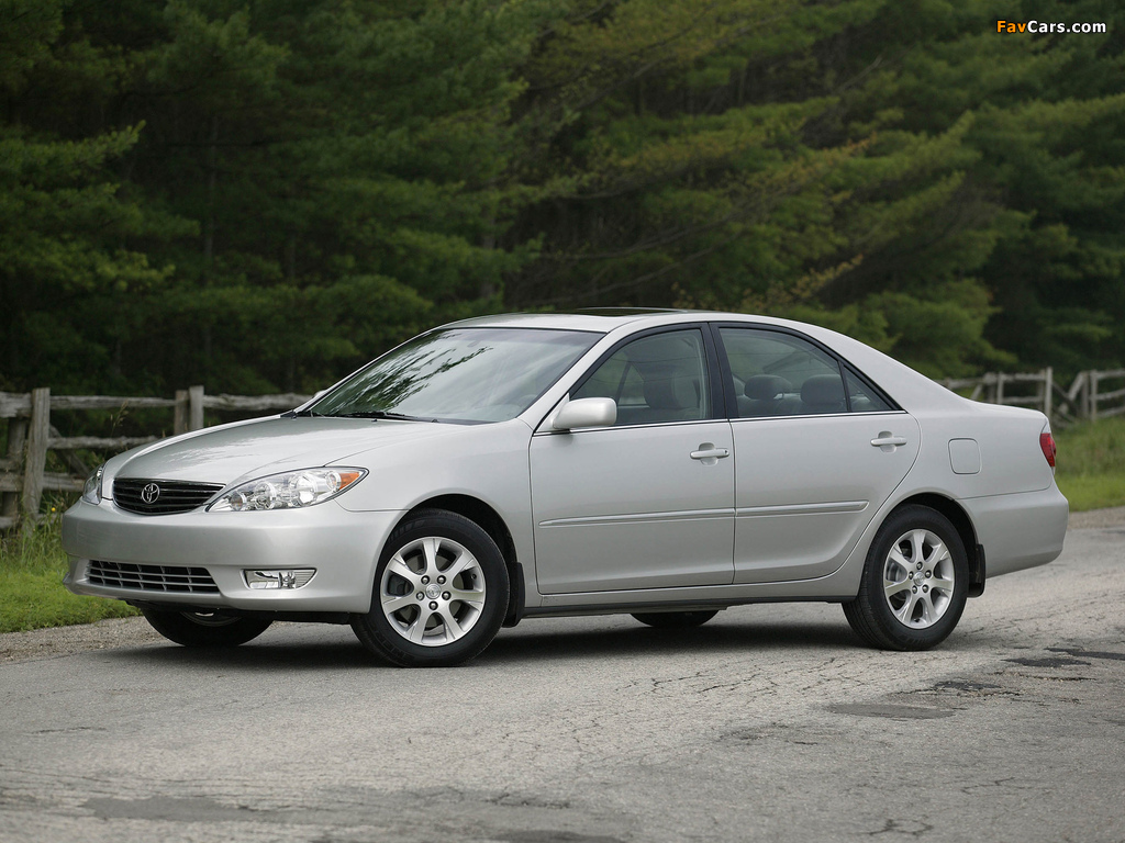 Photos of Toyota Camry XLE US-spec (ACV30) 2004–06 (1024 x 768)
