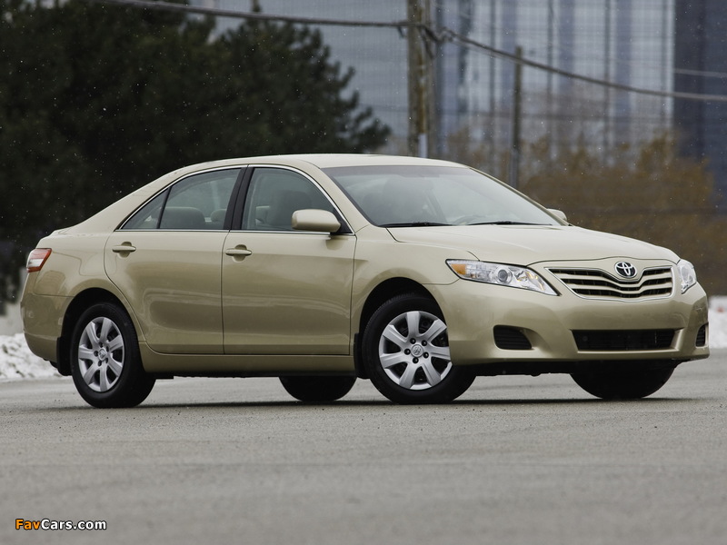 Photos of Toyota Camry LE 2009–11 (800 x 600)