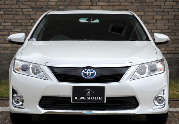 Photos of LX-Mode Toyota Camry 2011