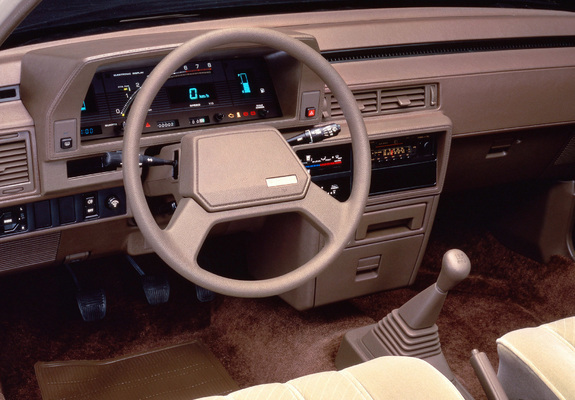 Pictures of Toyota Camry LE US-spec (V10) 1984–86