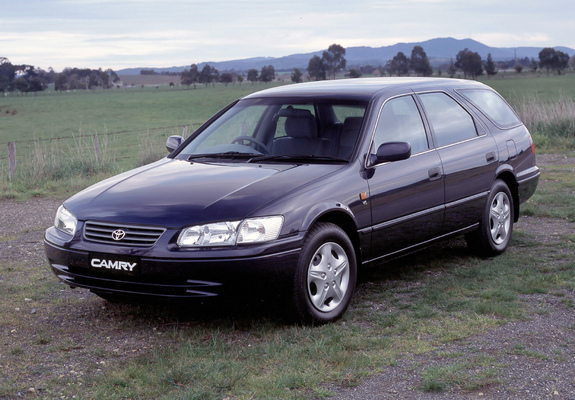 Pictures of Toyota Camry Wagon AU-spec (MCV21) 1997–2002