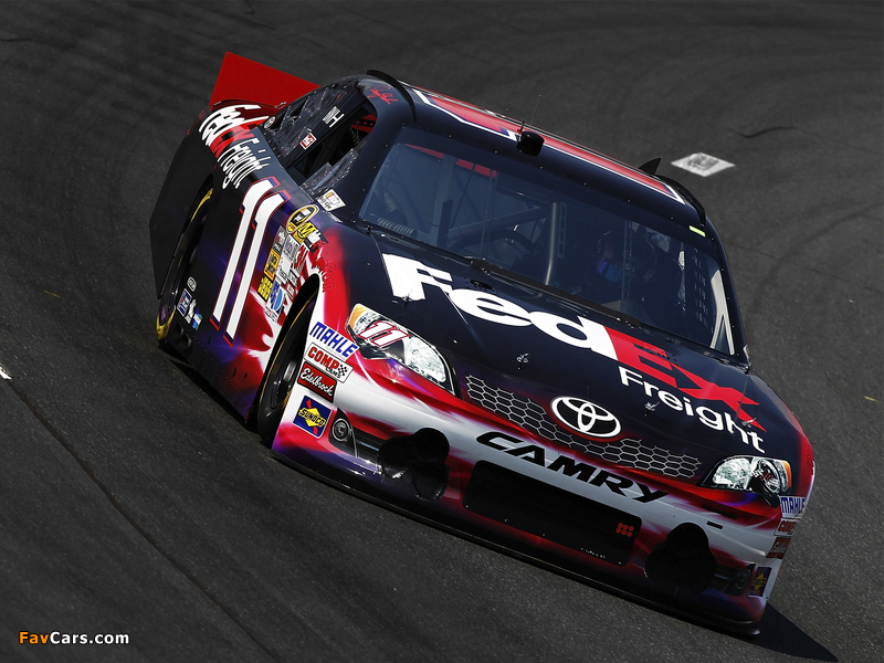 Pictures of Toyota Camry NASCAR Sprint Cup Series Race Car 2011 (800 x 600)
