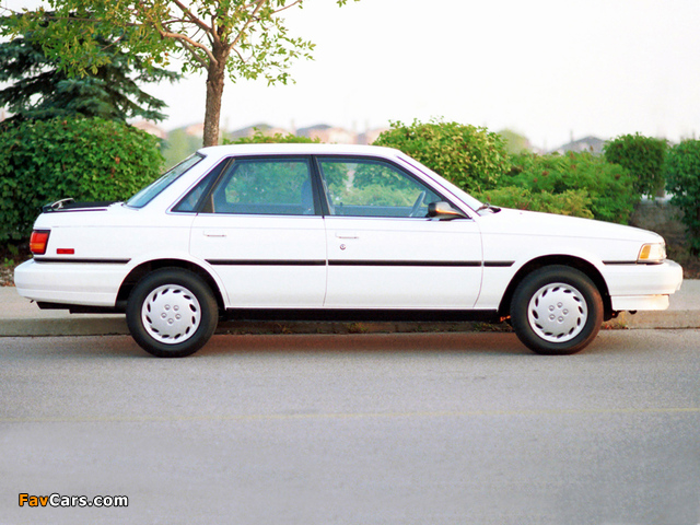 Toyota Camry Sedan LE US-spec 1990–91 pictures (640 x 480)