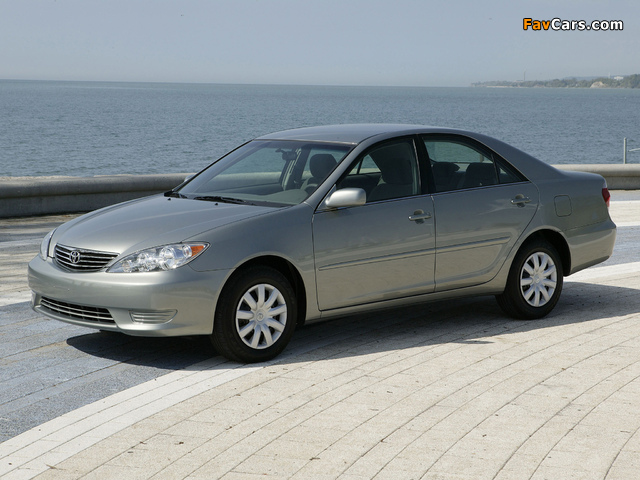 Toyota Camry LE US-spec (ACV30) 2004–06 wallpapers (640 x 480)