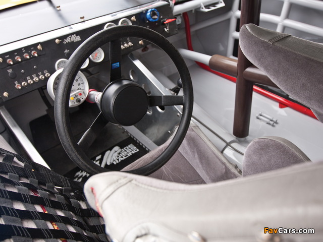 Toyota Camry NASCAR Sprint Cup Series Race Car 2010–11 photos (640 x 480)