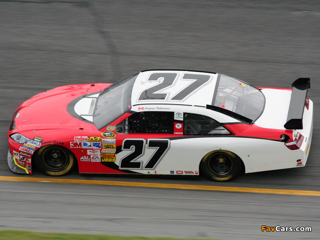 Toyota Camry NASCAR Sprint Cup Series Race Car 2010–11 photos (640 x 480)