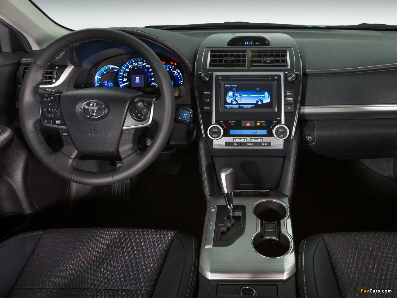 Toyota Camry Hybrid SE 2014 images (1280 x 960)