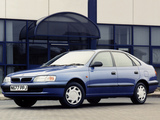Toyota Carina E Liftback UK-spec 1996–97 wallpapers