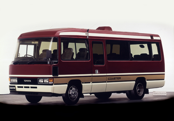 Pictures of Toyota Coaster (B20) 1982–92