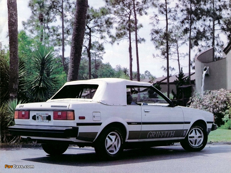 Toyota Corolla SR5 Convertible Griffith Limited Edition (TE72) 1982–83 wallpapers (800 x 600)