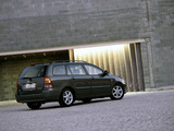 Images of Toyota Corolla Wagon 2001–04