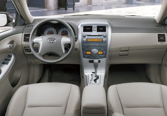 Images of Toyota Corolla UAE-spec 2008–10
