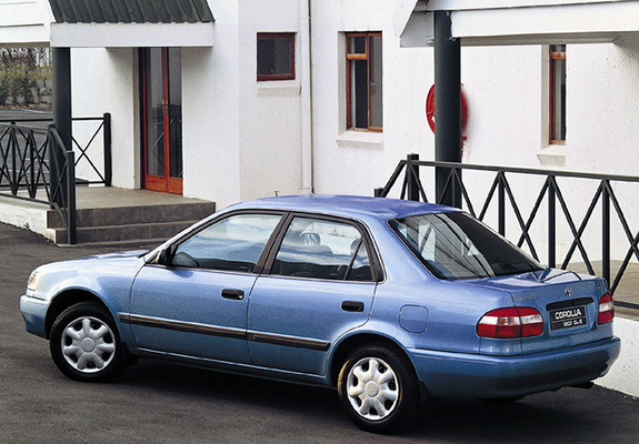Toyota Corolla GLE Sedan ZA-spec 1995–2000 pictures