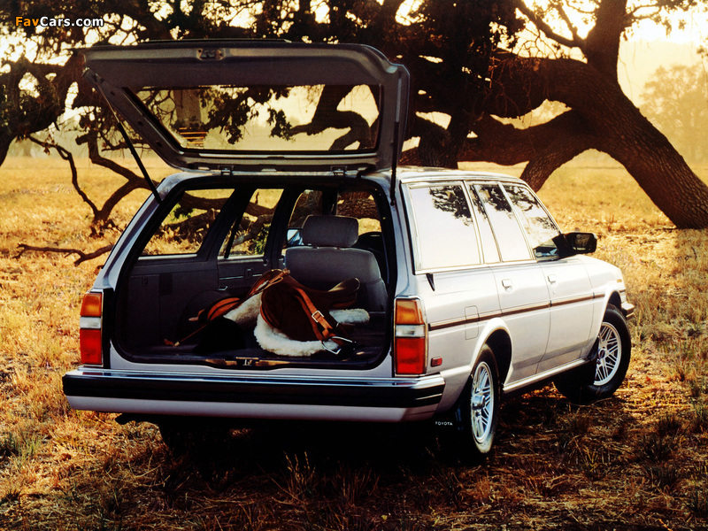 Toyota Cressida Wagon 1984–88 photos (800 x 600)