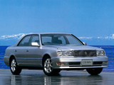 Toyota Crown (S150) 1995–99 pictures
