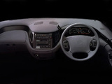 Toyota Estima 1990–99 photos